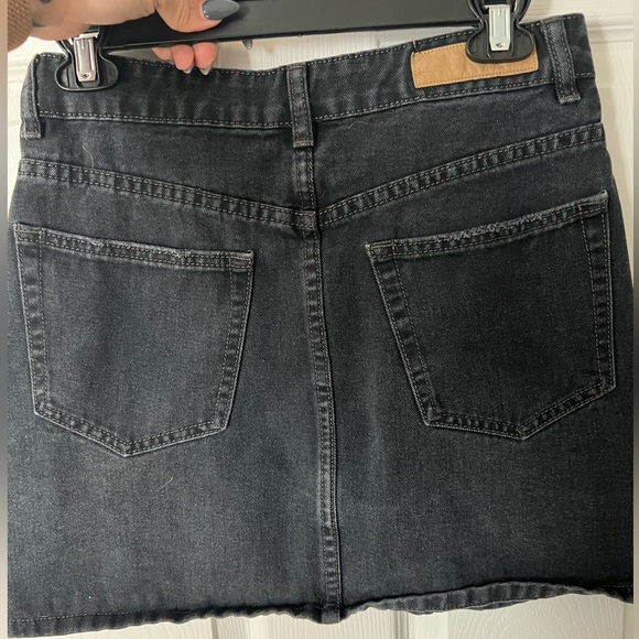 Cotton On Jean Button Skirt - Picture 5 of 5